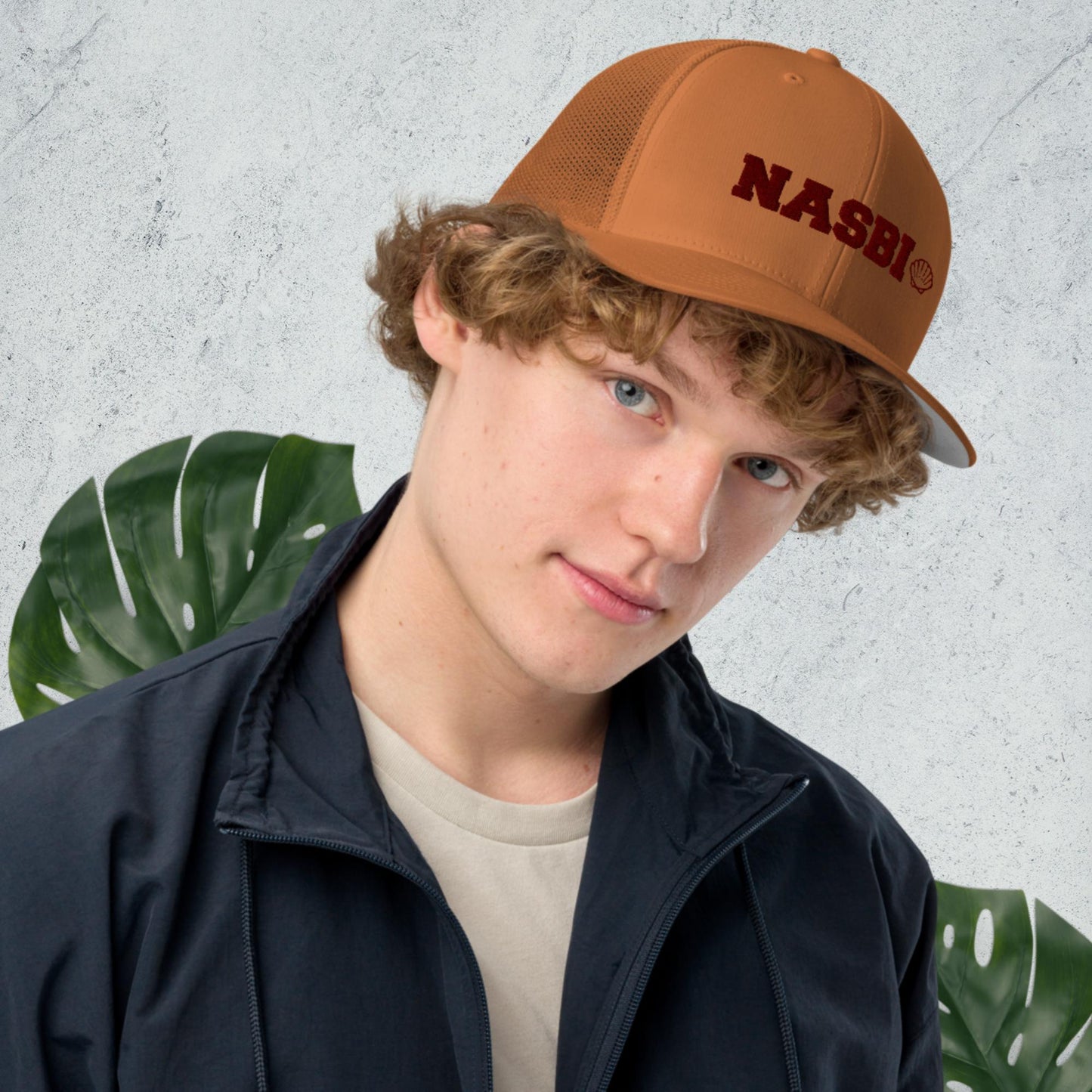 Casquette avec arrière en maille