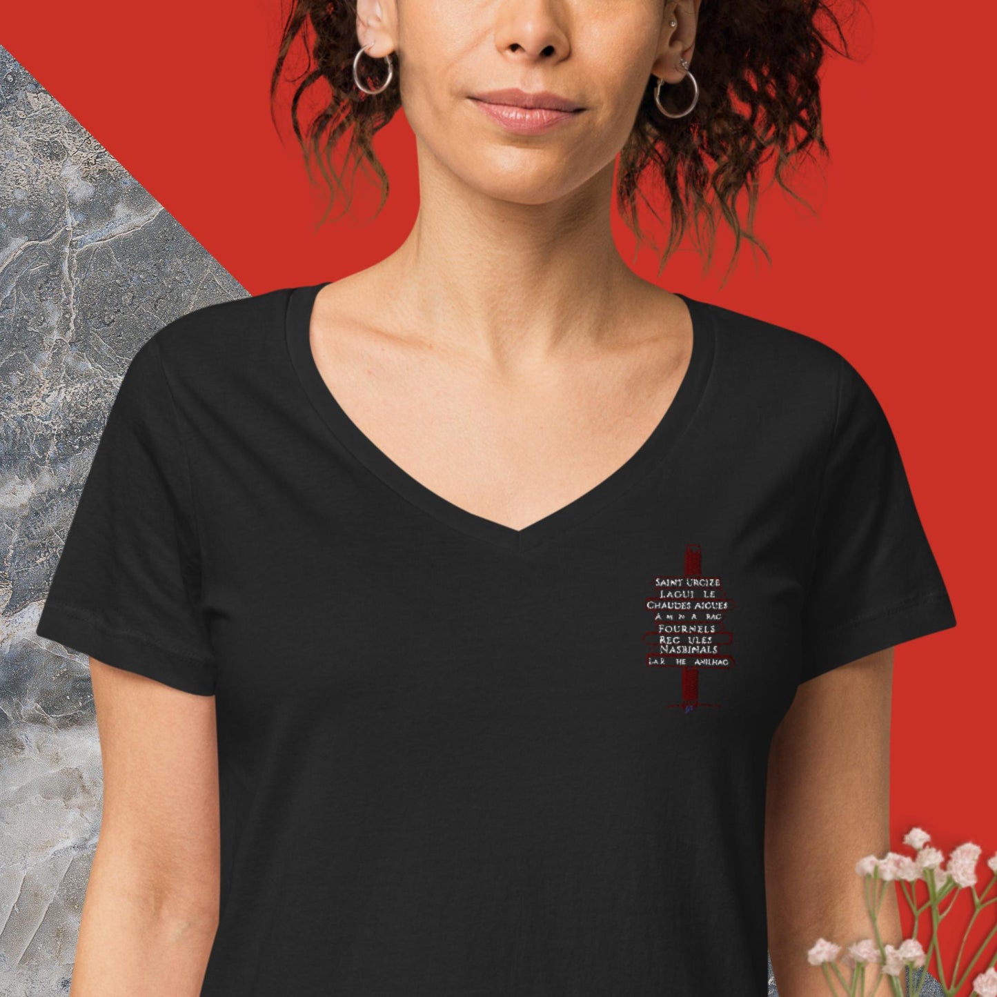 Broderie STZ, T-shirt col V ajusté femme